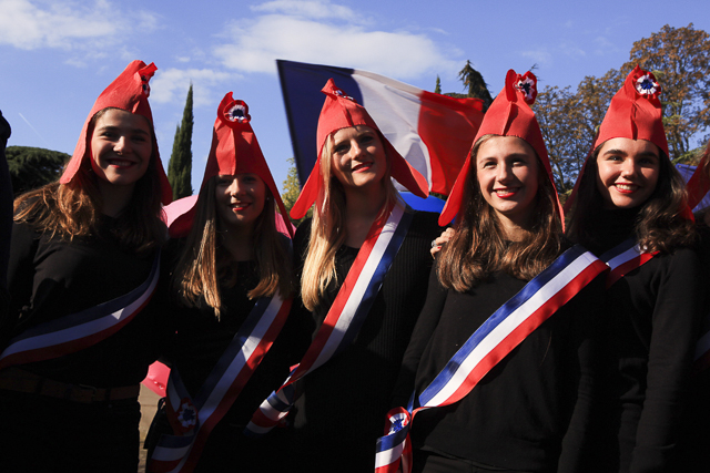 French protest against surrogacy