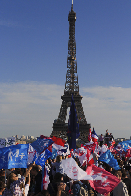 French protest against surrogacy